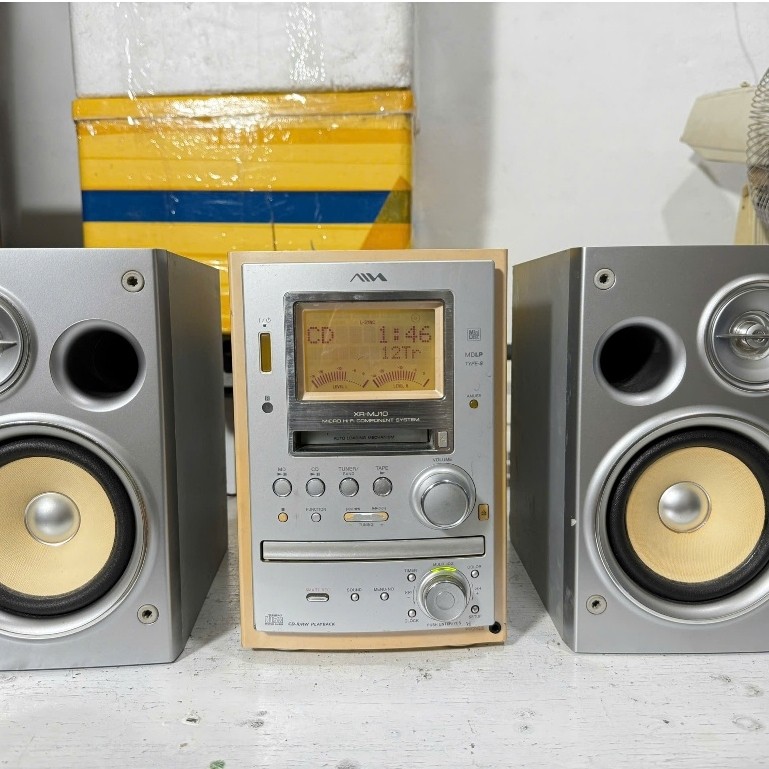 Bán Dàn Nghe Nhạc Vip Aiwa  CX _ LMJ10 bãi nhật về đẹp keng hát cực tốt bãi nhật điện 110v