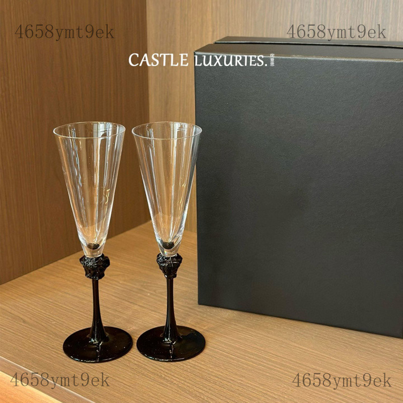 Ly rượu Nó có nghĩa là gì? Ly rượu whiskey pha lê cao cấp màu đen đậm, ly sâm panh, ly cocktail rượu