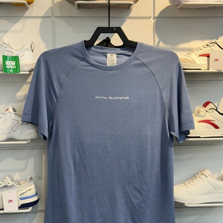 ÁO CHẠY THỂ THAO NAM ANTA RUNNING