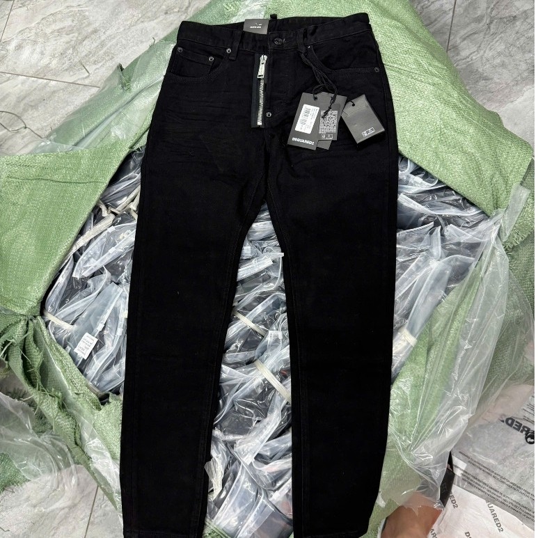 Jean D2 Đen Trơn Form Skinny Ôm Chân Khóa Lệch Mông ICON