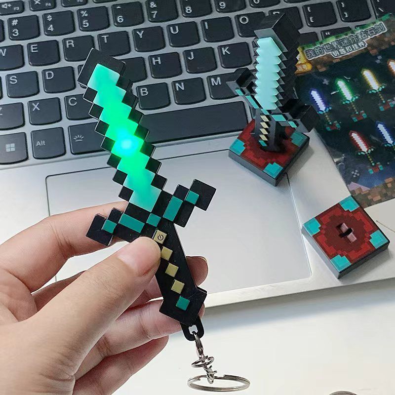 Mini World Sword Minecraft Diamond Sword Hai trong Một Luminous mc World Móc khóa 26.6.7