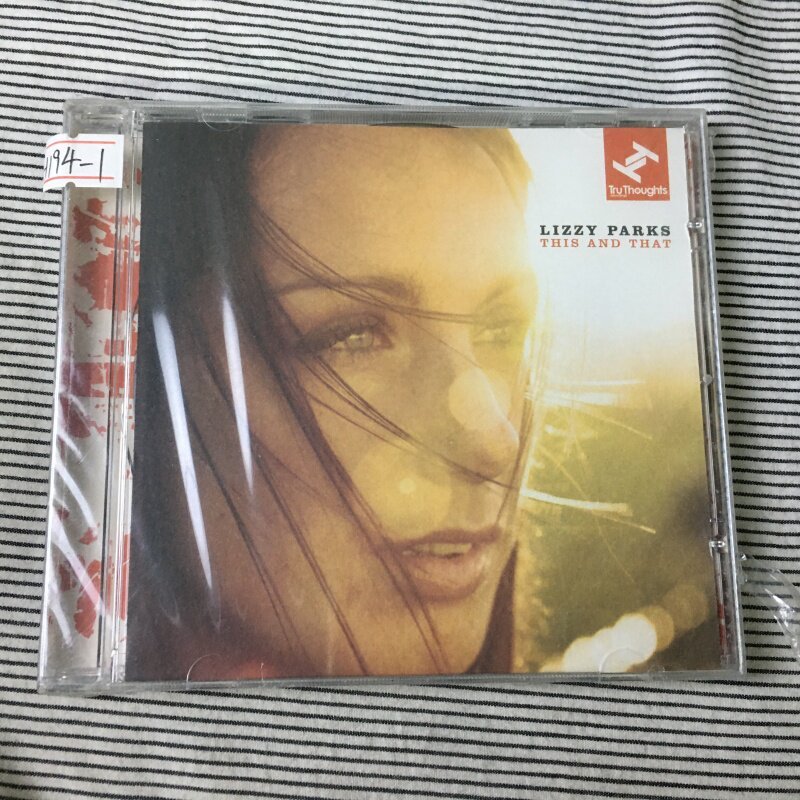 (hoàn toàn mới) LIZZY PARKS - CD "Cái này và cái kia"