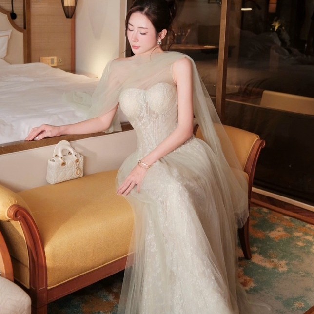 Đầm Kim Sa Khâu Design