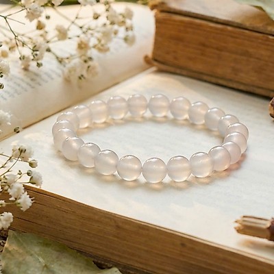 Vòng Tay Mã Não Bạch Nguyệt Quang Trong Vắt Size 8ly Lắc Tay Phong Thủy - Ngọc Trai Trường Thịnh