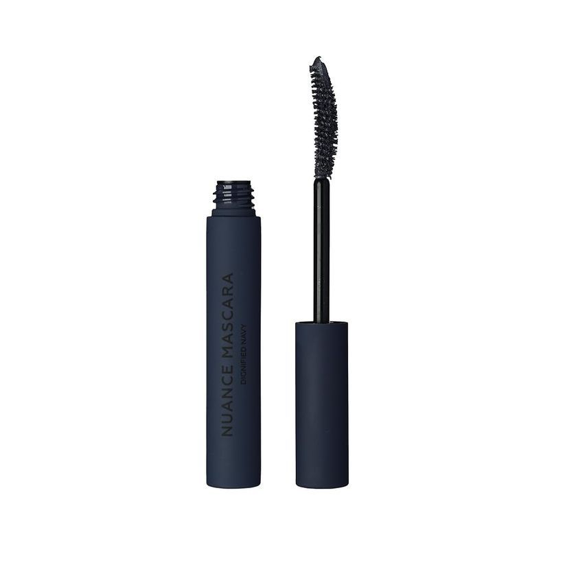 uneven nuance mascara navy trang điểm mắt sắc nét