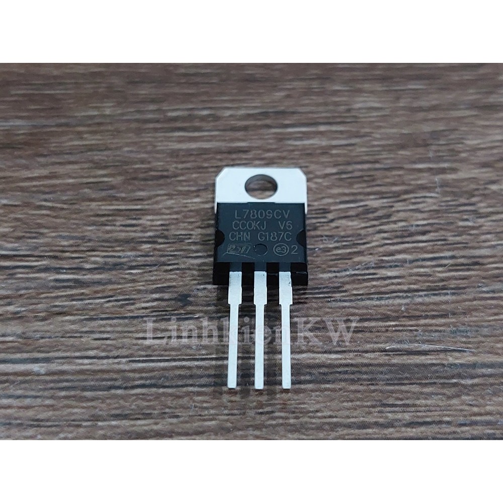 L7809CV 7809 IC ổn áp  L7809 7809 mới , chính hãng 100%.