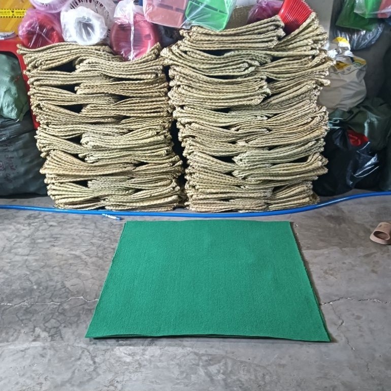 Thảm lót bội gà 1m vuông bằng cỏ nhân tạo