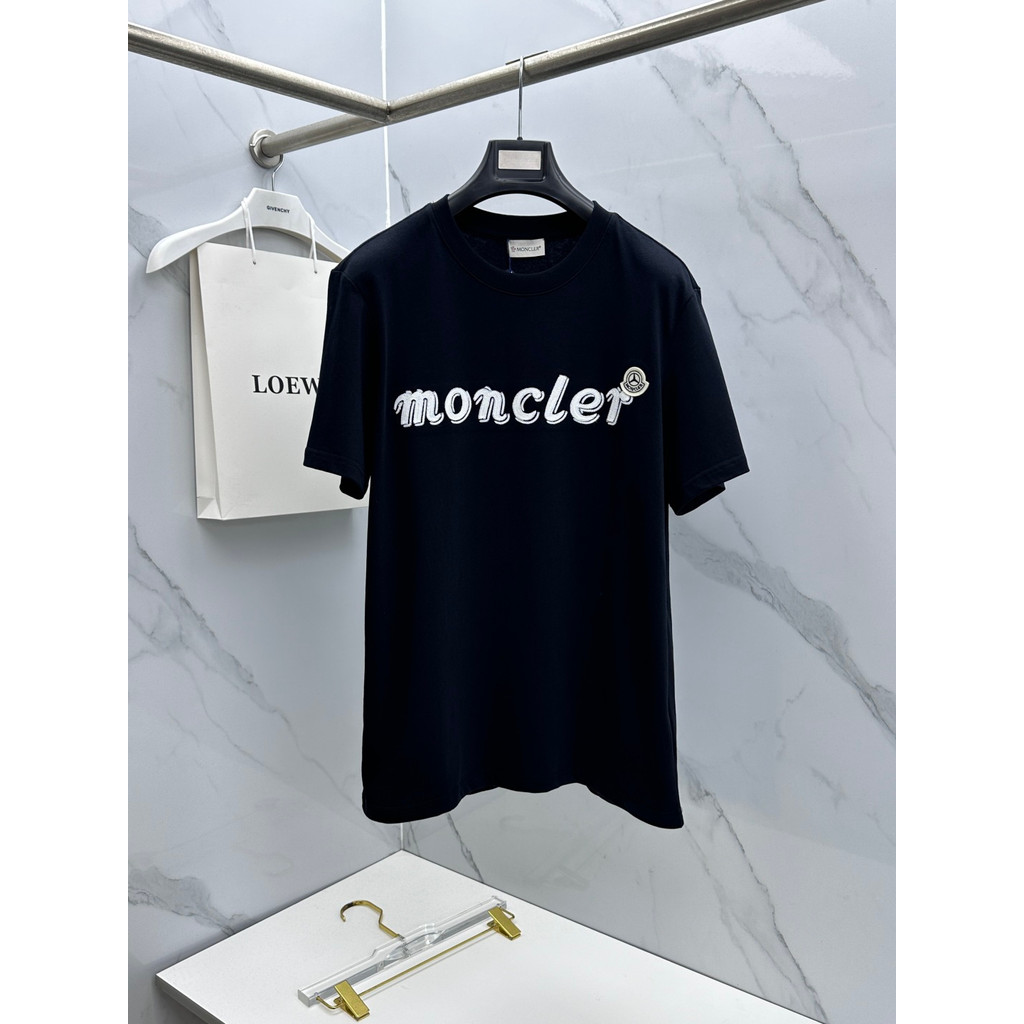 Gucci / Gucci 2026 Đầu Xuân Phong Cách Mới Áo Thun Ngắn Tay Nam Nữ Phong Cách Cặp Đôi Cổ Tròn Ôm-fit