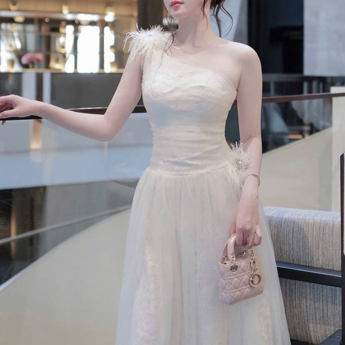 Đầm chéo vai Khâu Design