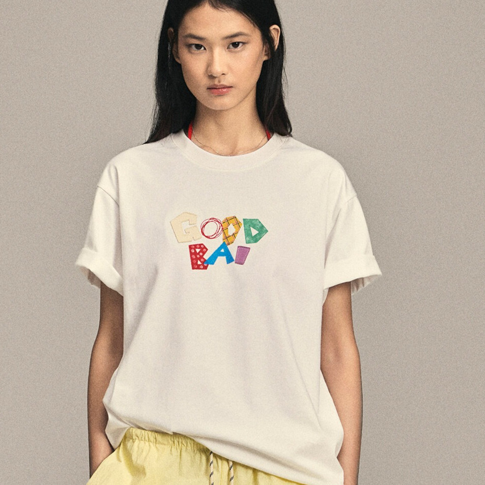 GOODBAI unisex logo nối chữ thêu màu cổ tròn oversized áo thun ngắn tay
