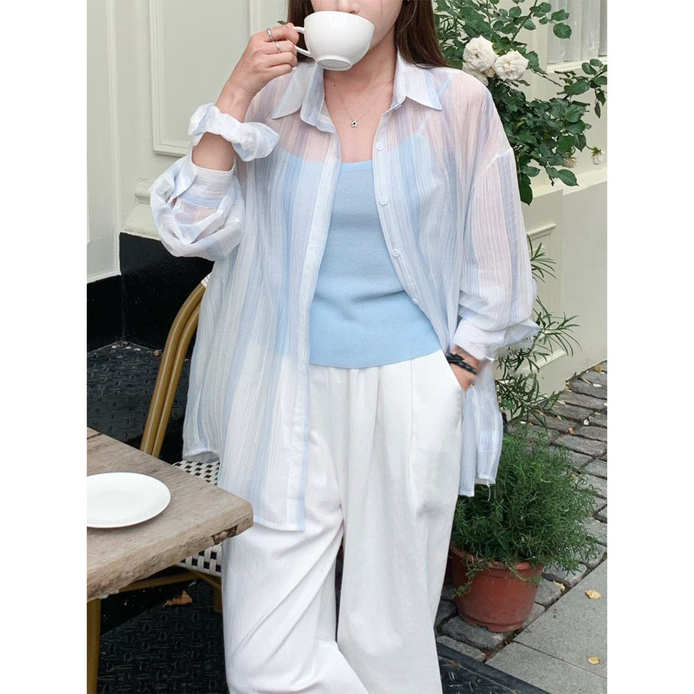 Summer Korean-style blue striped shirt for women, designed to be loose-fitting and slimming, casual 