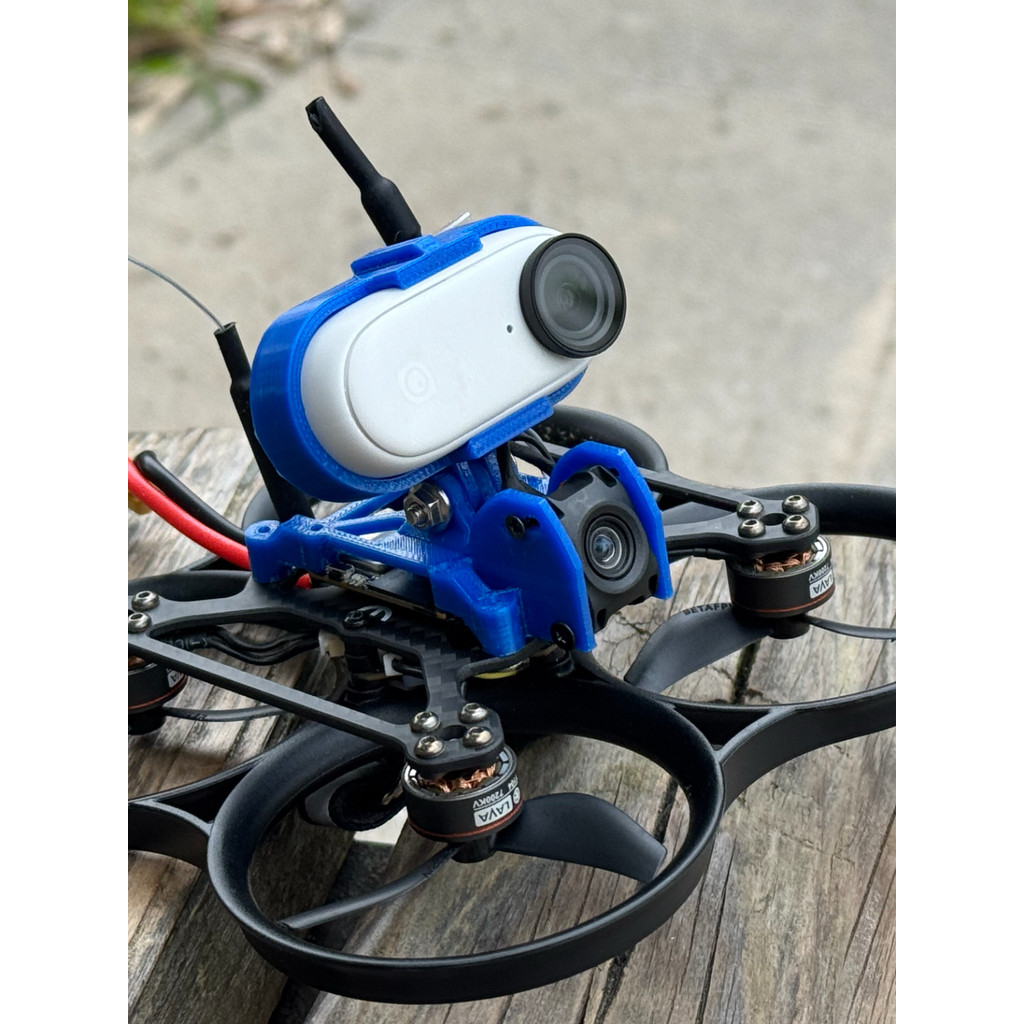 Thông qua máy Betafpv PAVO 20 Pro O4 Lite 360go gắn mặc định màu đen