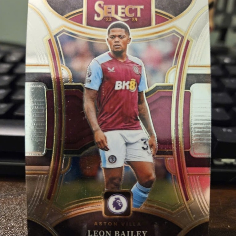 Thẻ Leon Bailey Panini Select 2023/2024 (Aston Villa) (23/24)