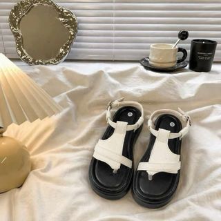 Sandal Quai Hậu Nữ 7p Xỏ Ngón Tam Giác Phù Hợp Mọi Lứa Tuổi S35-39
