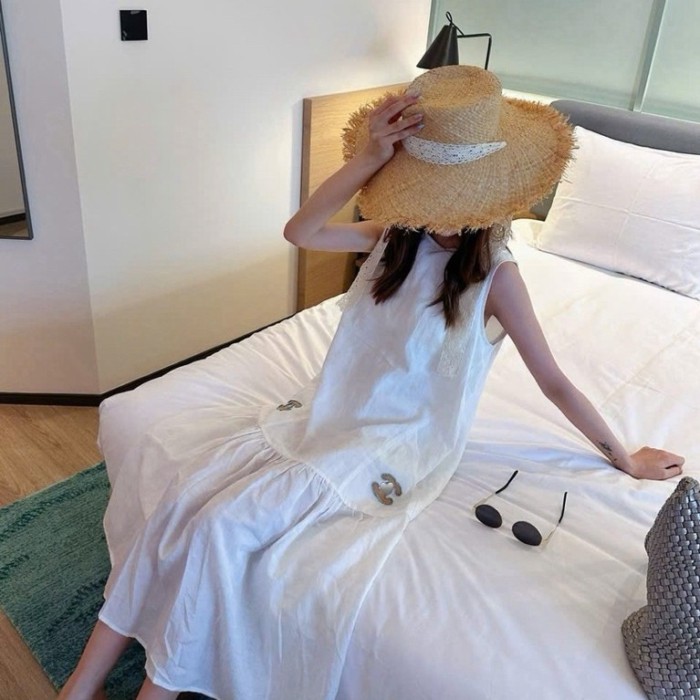 Đầm ba lỗ cn suông đuôi cá