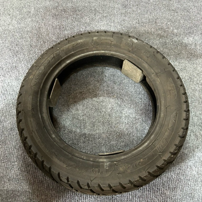 Lốp xe điện 300-10,Vỏ xe điện 300-10,Lốp xe điện M133,Gogo,Vespa,Xmen,Vỏ xe điện M133,Gogo,Vespa,Xme