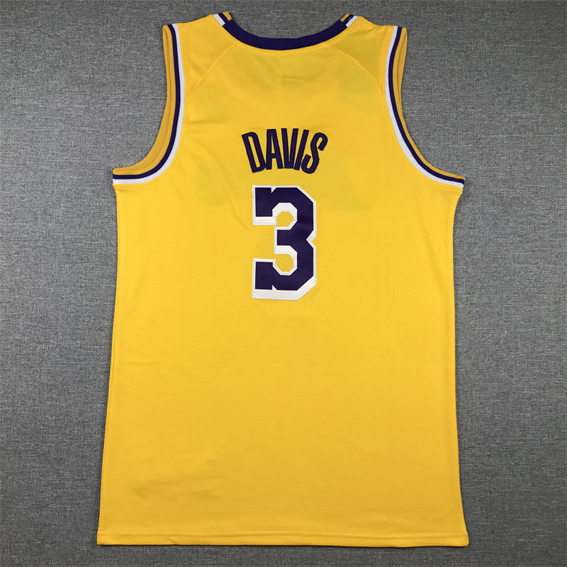 Áo thun Lakers cổ điển, in họa tiết LeBrown James và Antony Davis.
