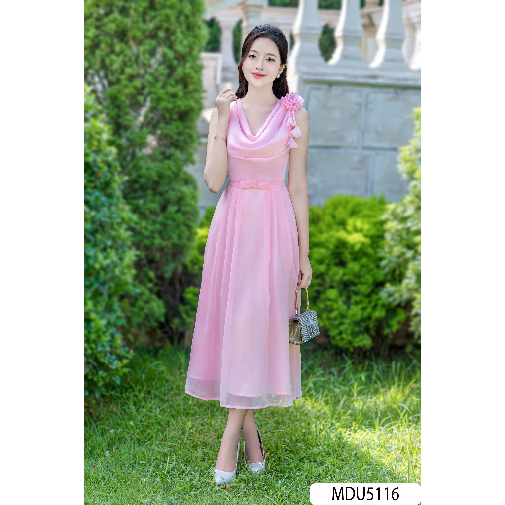 Đầm thiết kế BenNang chất liệu tơ tằm ánh nhũ mỏng nhẹ, hồng pastel nhẹ nhàng MDU5116