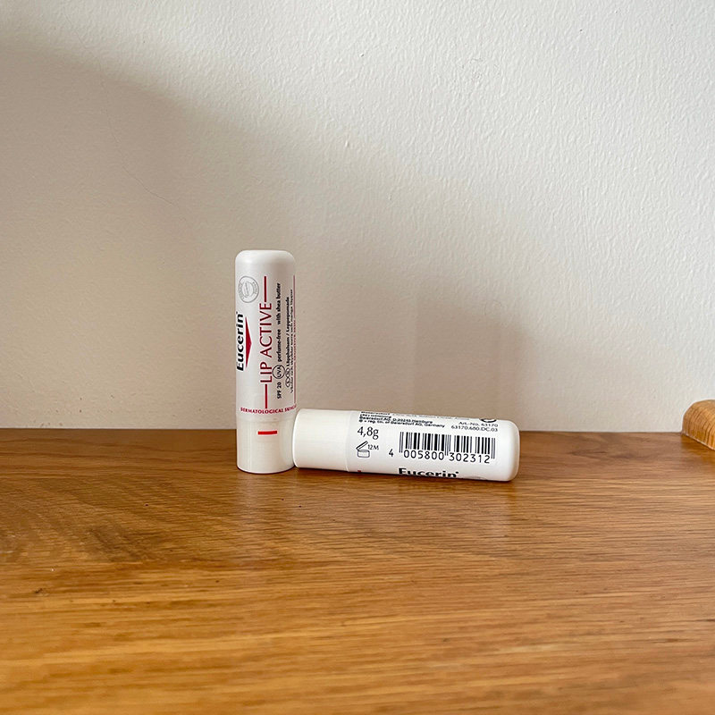 son dưỡng môi Hàng sẵn có Thụy Điển Nhập Khẩu Đức eucerin eucerin Kem Chống Nắng Sửa Chữa Dưỡng Ẩm S