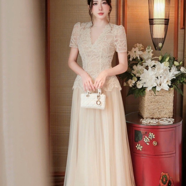Đầm Ren Tơ Khâu Design
