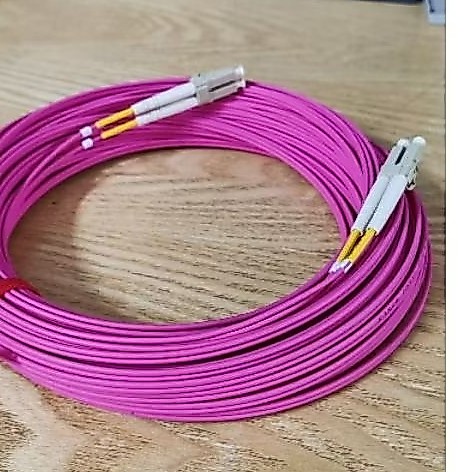 Dây nhảy quang LC-LC multimode OM4 LSZH duplex 25M