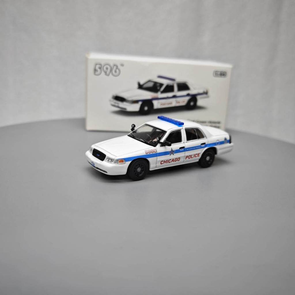 596 1: 64 Ford Crown Ford Crown Victoria-Illinois Chicago Police Station