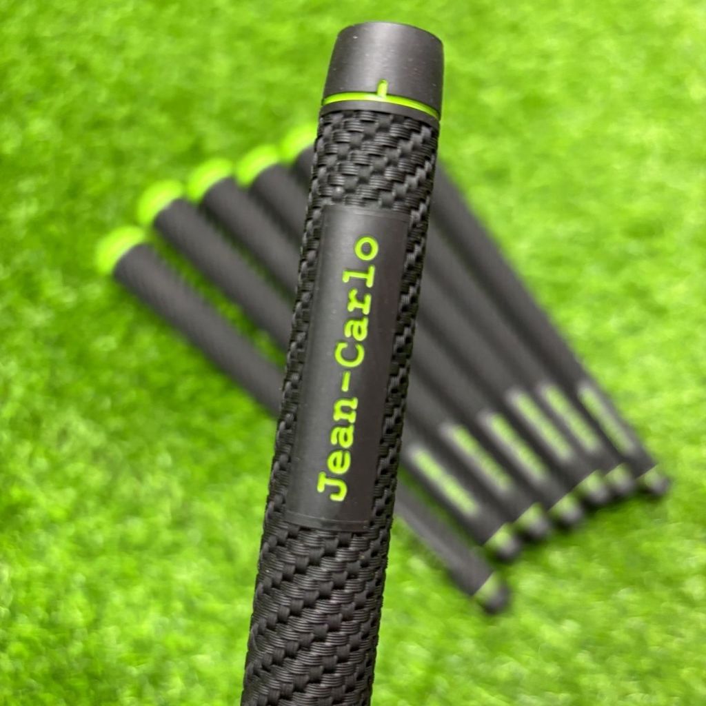 Non-Slip7et I baokuan#Wooden shaft shock-absorbing golf club, sand golf iron, new golf model tpe Rod