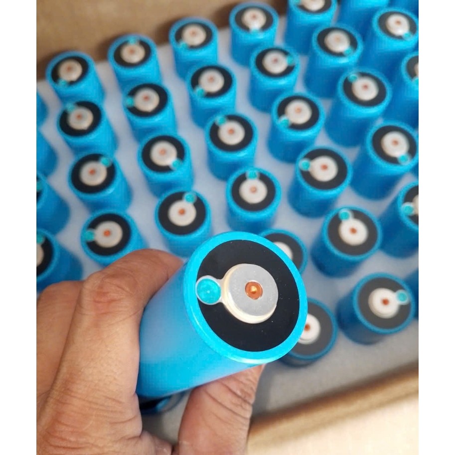 Cell Pin 33140 Eve 3V2 15Ah ( Sản Phẩm Mới 100% )