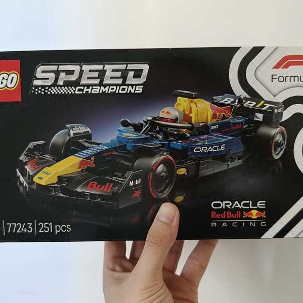 LEGO F1 Super Racing Series 77243 77244