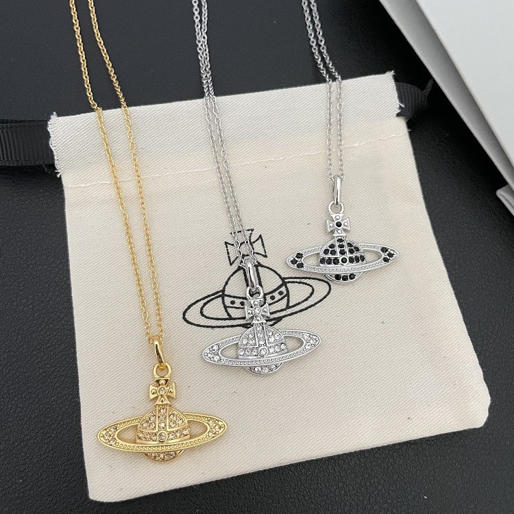 Classic Saturn Crystal Necklace Simple Punk Personality Fashion Collarbone Chain