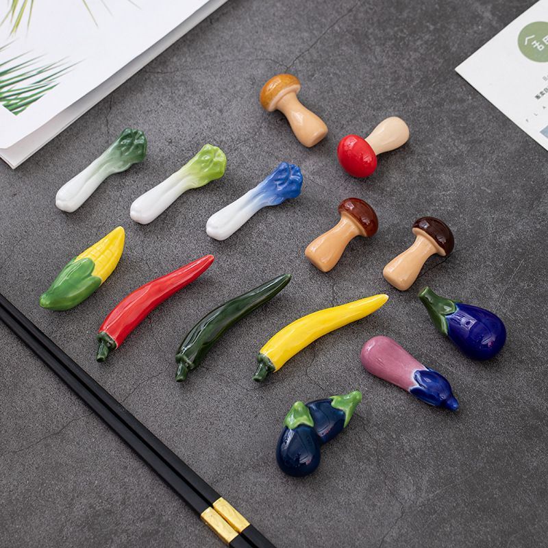 Creative ceramic eggplant and mushroom spoon holder, vegetable and bok choy long rack, chopsticks an