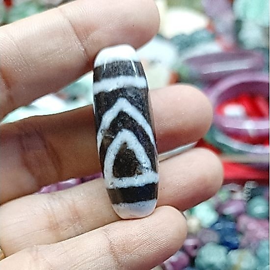 dzi 1 mắt núi núi cũ kỹ.