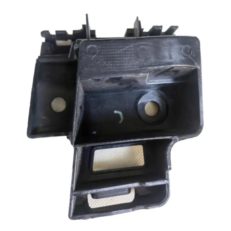 5K6 807 393 A / 5K6 807 394 A Phía Sau Ốp Lưng Đuôi Đèn Giá Đỡ Lugs Trái Phải Cho Volkswagen Golf6 5