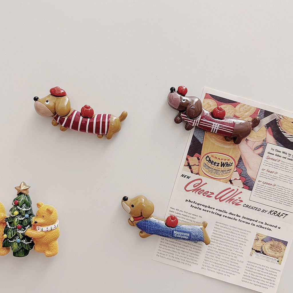 TQ~Dachshund dog magnetic fridge sticker, entrance door fortune magnet, creative Christmas atmospher