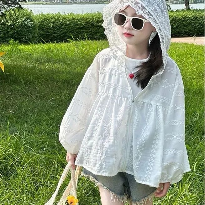Hàng sẵn có cho bé gái quần áo chống nắng 2026 Phong cách mới mùa hè Cool Sense Ren ngọt ngào Nhẹ Qu