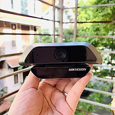 Webcam HIKVISION DS-U320 FULL HD 1080P tích hợp mic chuyên dụng cho Livestream, Học và làm Online