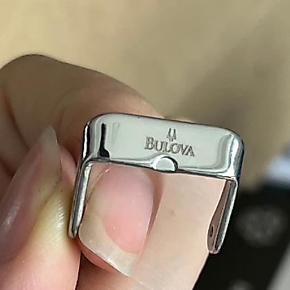 Khoá đồng hồ BULOVA - Khóa Kim Khắc logo BULOVA