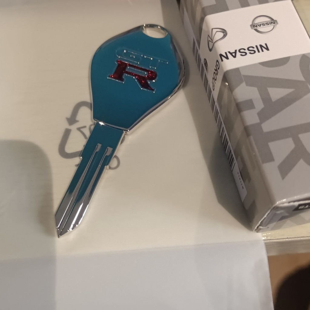 Nissan GTR chìa khóa cơ phôi mô hình cũ tự làm khóa chìa khóa xe thẳng gtr chìa khóa xe mô phỏng