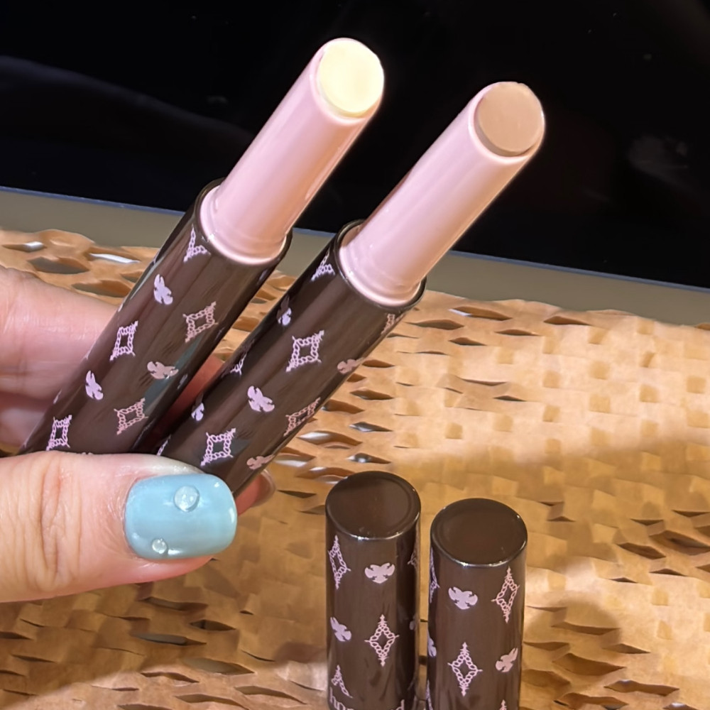 Bút làm sáng HAGGARD Contouring Stick Highlight Pen