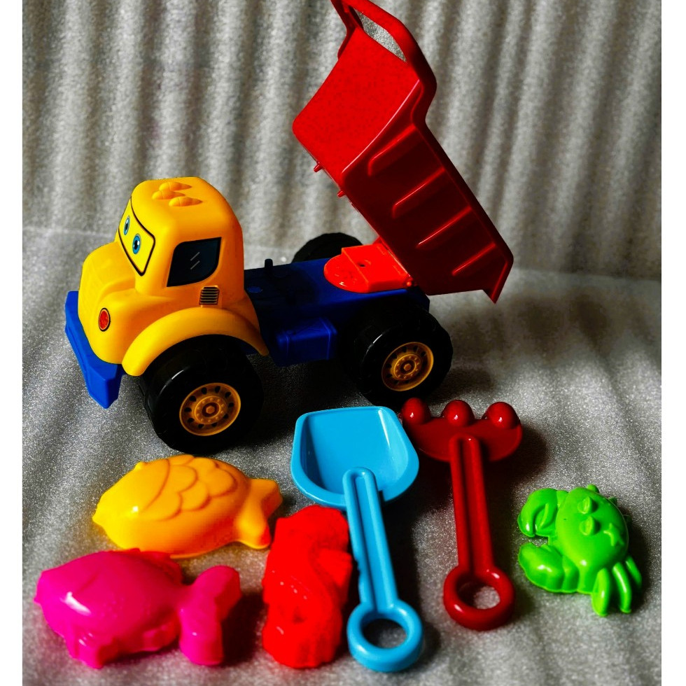 Bộ Đồ Chơi Đi Biển Cho Bé. Xe Ben Đi Biển 7 Chi Tiết Với Xe Ben To, 4 Khuôn, 2 Đồ Cào Cát
