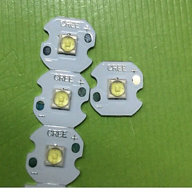 Nhân led CREE đèn pin 3,7V