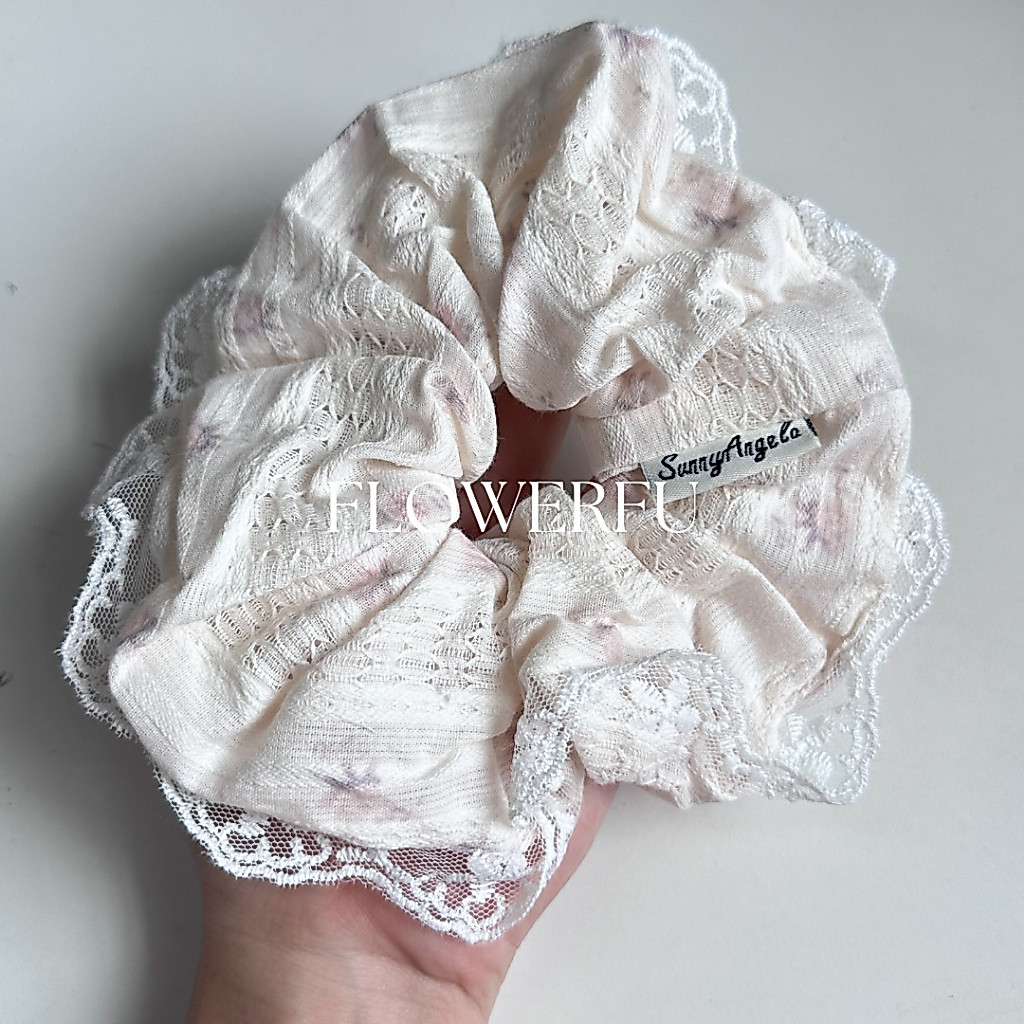 Cột Tóc Scrunchies Phối Ren Coquette Size To