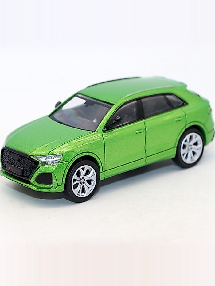 PARA 1 / 64 Hợp Kim Xe Audii RS Audi Q8 Sang Trọng Xe Thể Thao Xe SUV Xe Mô Hình Đồ Chơi Trang Trí