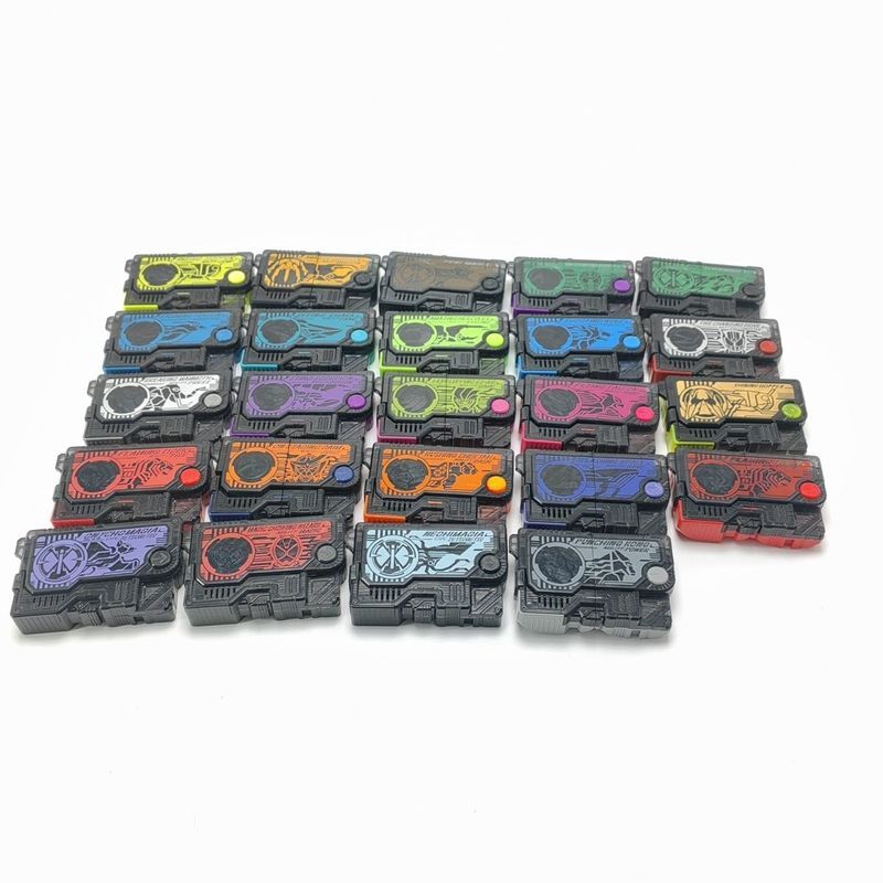 Gashapon Zero One 01 Chìa Khóa Bay Băng Điện Từ Hộp Trứng Chống Dính Không Glowing