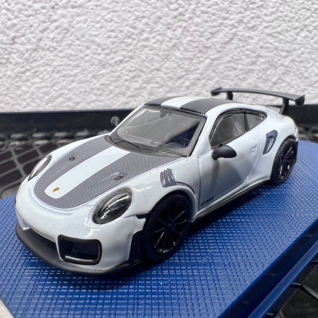 Hàng sẵn có Giảm giá 1: 64 PORSCHE PORSCHE 911 GT2RS Hợp kim Xe thể thao Mô hình Đồ trang trí