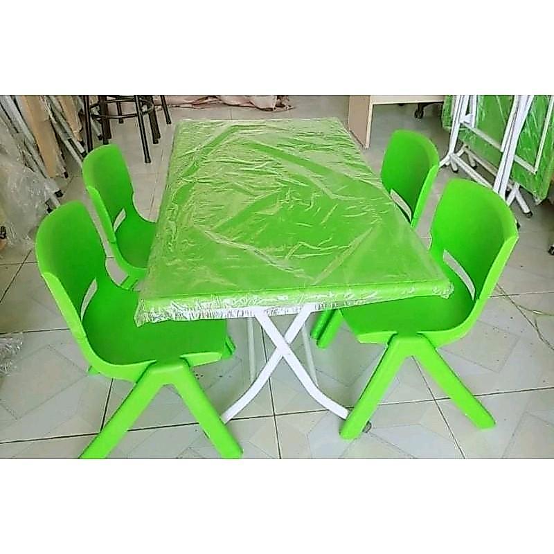 Bàn Ghế Nhựa Đúc Gấp Gọn Cho Mầm Non Nhà Trẻ Và Học Sinh Học Ở Nhà - Rộng 50cm x Dài 90Cm X Cao 50Cm