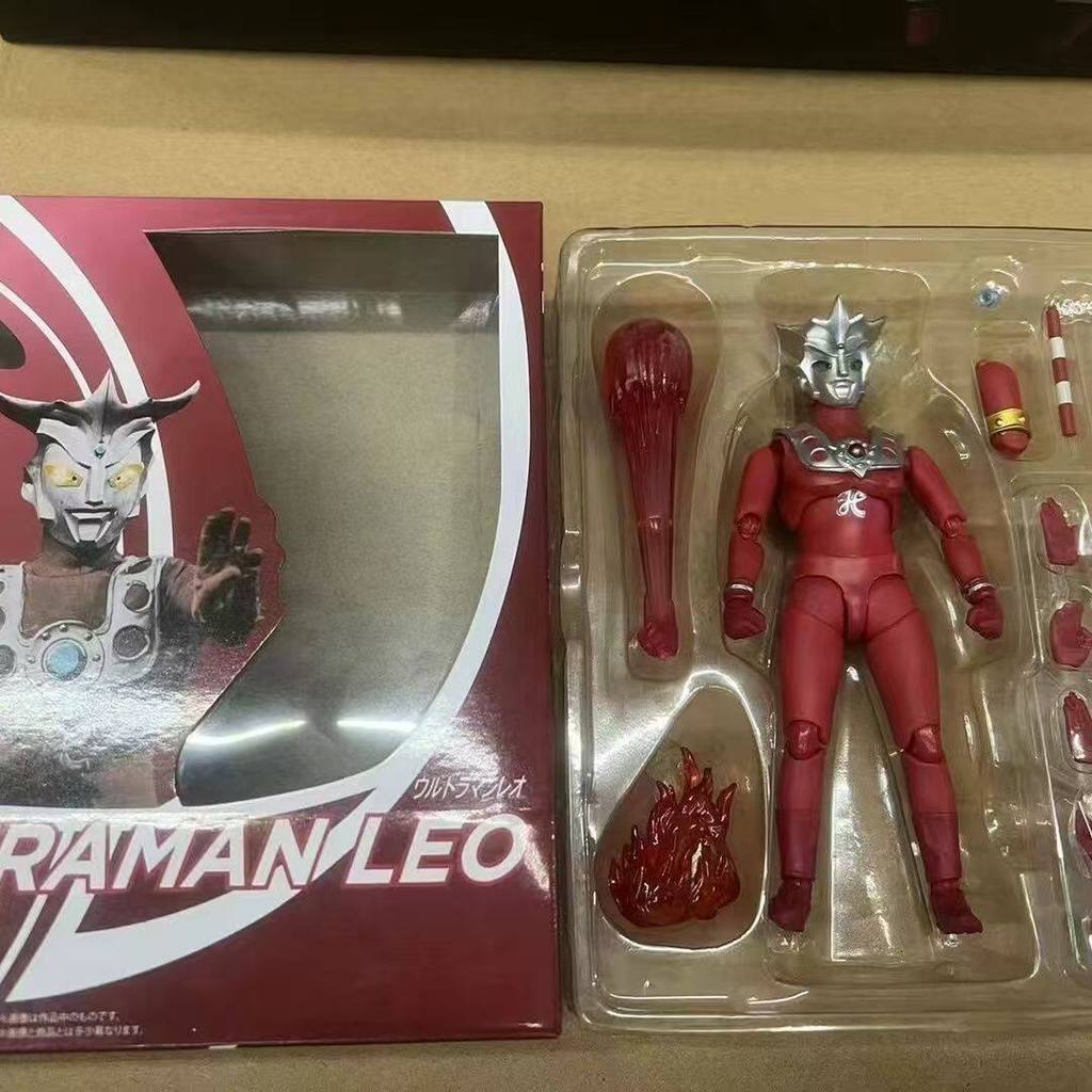 Hàng sẵn có trong nước LEO Movable Ultraman LEO Showa Fengyuan Lion Siro Mô hình làm bằng tay giáo v