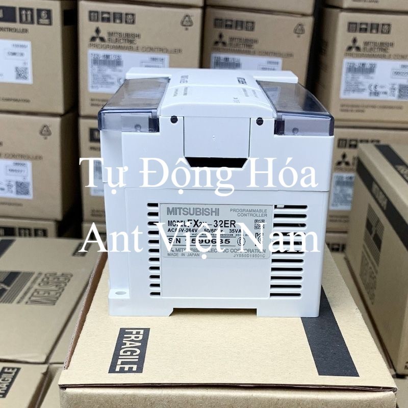 Bộ Điều Khiển PLC Mitsubishi  FX2N-32ET FX2N-32ER Mới