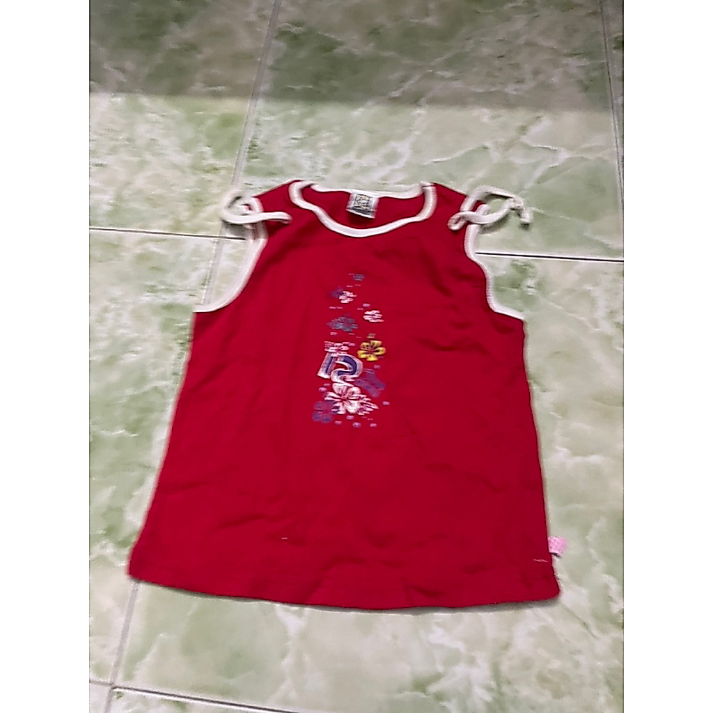 Áo bé size 110 new D17
