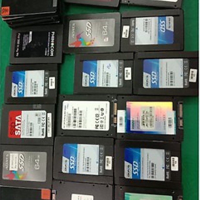 Ổ CỨNG SSD CŨ 120GB 128GB THÁO MÁY CHÍNH HÃNG (HOẠT ĐỘNG TỐT)